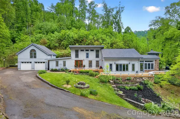3068 S 226 HWY, Bakersville, NC 28705
