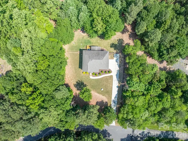 227 Bay Shore DR, Belmont, NC 28012