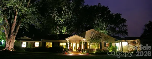 142 Country Club DR, Waynesville, NC 28786