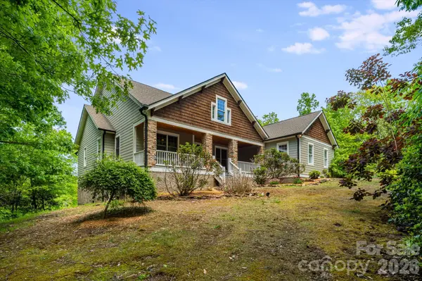 1659 High Rock Acres DR, Black Mountain, NC 28711