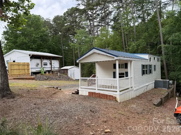 144 Larboard TRL #B11, Mount Gilead, NC 27306