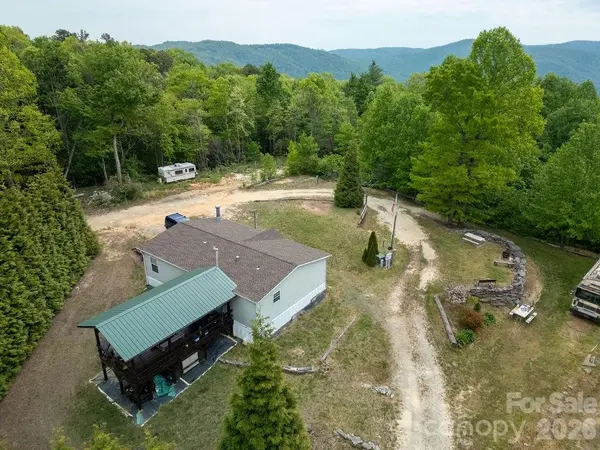 111 Wild Hog Creek RD, Rosman, NC 28772