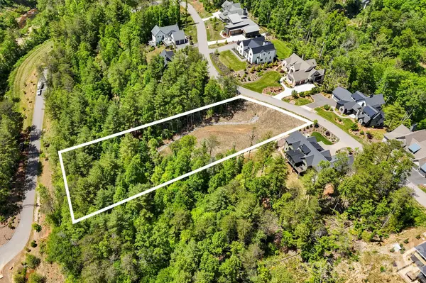 151 Riverbend Forest DR, Asheville, NC 28805