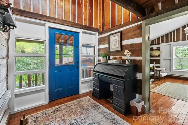 285 Glenaire DR, Mars Hill, NC 28754