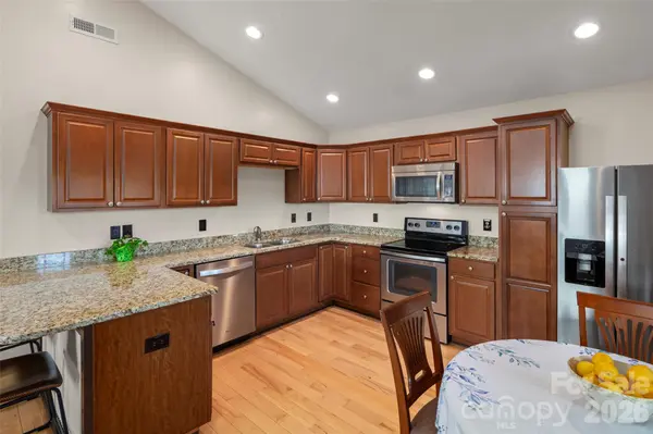 190 Joyner AVE, Asheville, NC 28806