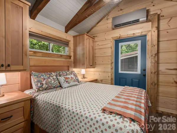 61 Boulder DR #L14-R, Lake Toxaway, NC 28747