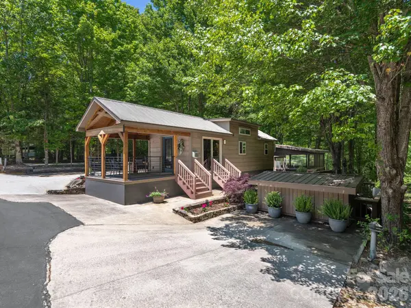 61 Boulder DR #L14-R, Lake Toxaway, NC 28747