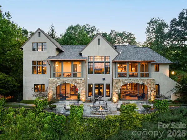 1929 Tree View TRL, Arden, NC 28704