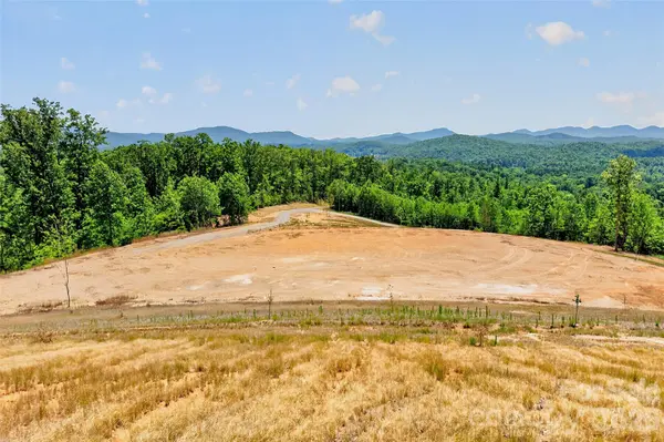272 Randolph DR, Marion, NC 28752