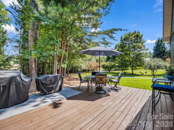 3860 Landrum RD, Columbus, NC 28722