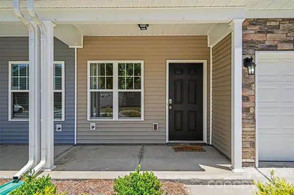 13635 Browhill LN, Charlotte, NC 28278