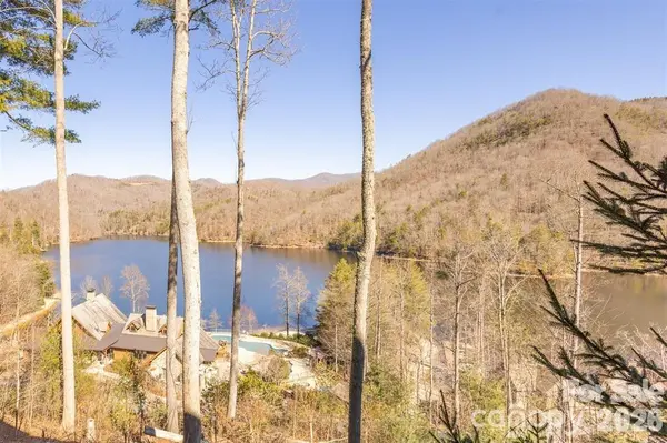 103 Southshore DR #1, Tuckasegee, NC 28783