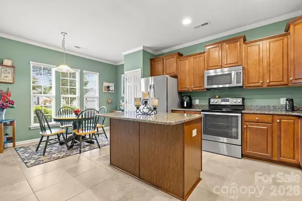 7020 Kitty Hawk LN, Fort Mill, SC 29707