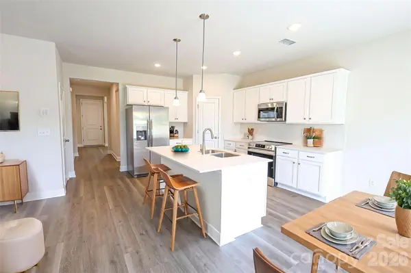 5003 Twin River DR, Denver, NC 28037