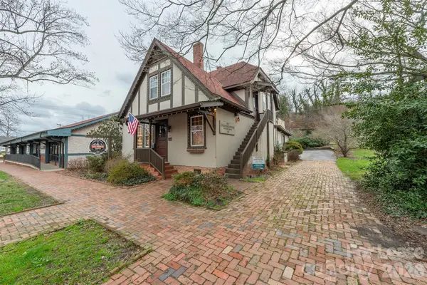 5 All Souls CRES, Asheville, NC 28803