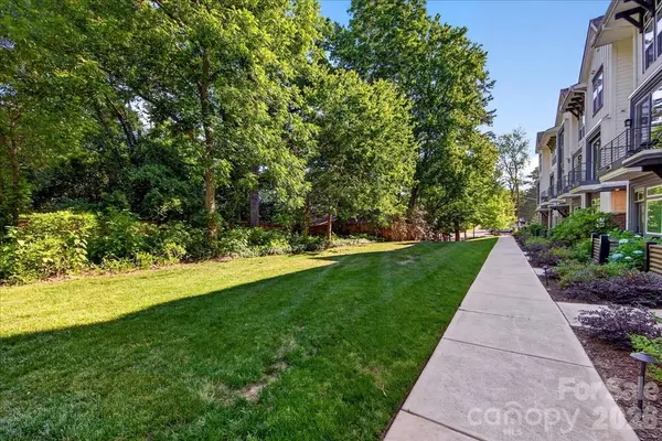 4136 Castleton RD, Charlotte, NC 28211