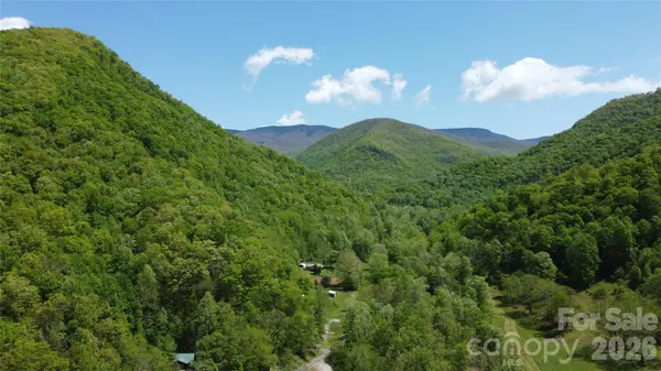 8200 Caney Fork RD, Cullowhee, NC 28723