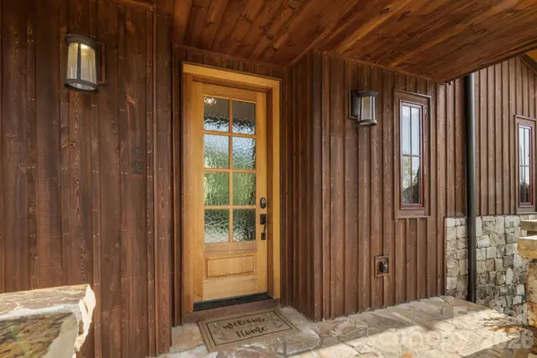 92 White Eagle TRL, Banner Elk, NC 28604