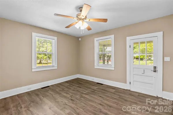 180 Center ST, Cooleemee, NC 27014