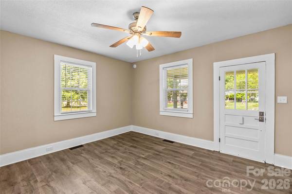 180 Center ST, Cooleemee, NC 27014