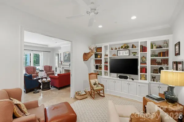 229 N Church ST #403, Charlotte, NC 28202