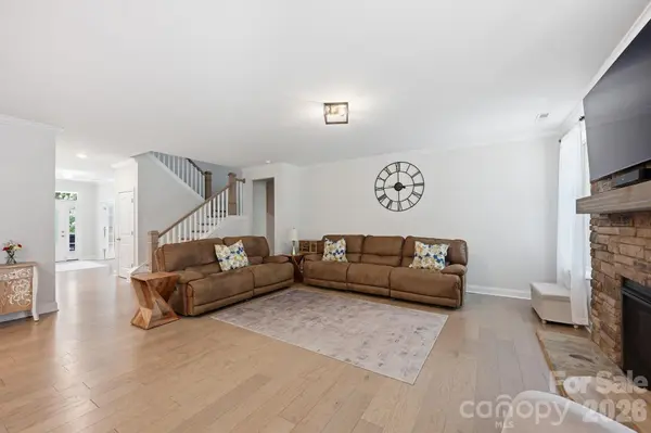 125 Sweet Grass LN, Mooresville, NC 28115
