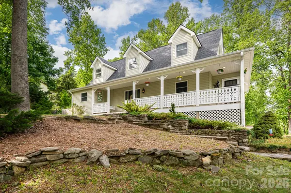 10 Terrapin TRL, Flat Rock, NC 28731