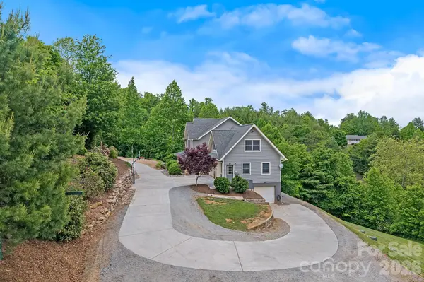 77 Paradise RDG, Marshall, NC 28753