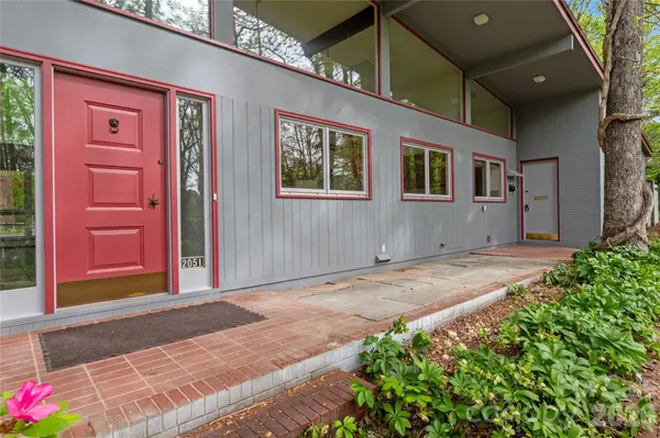2051 Royall DR, Winston Salem, NC 27106