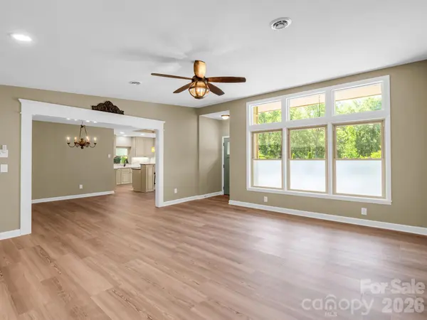 44 Jervey RD #4C, Tryon, NC 28782