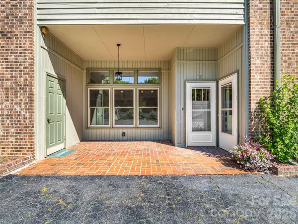 44 Jervey RD #4C, Tryon, NC 28782