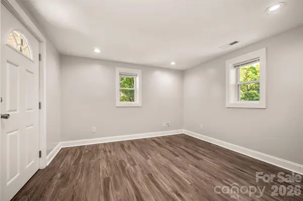 220 Roberson RD, Forest City, NC 28043