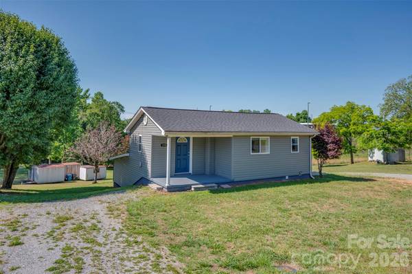 220 Roberson RD, Forest City, NC 28043