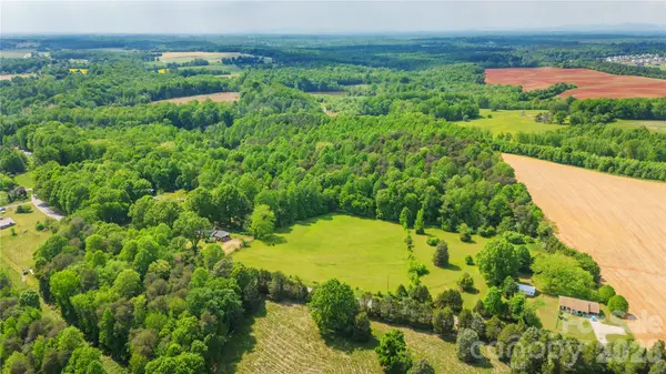 375 Island Ford RD, Statesville, NC 28625