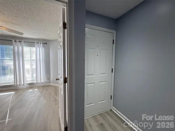 726 Southwest DR, Davidson, NC 28036