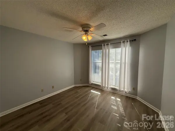 726 Southwest DR, Davidson, NC 28036