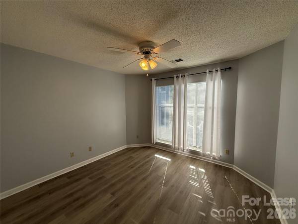 726 Southwest DR, Davidson, NC 28036
