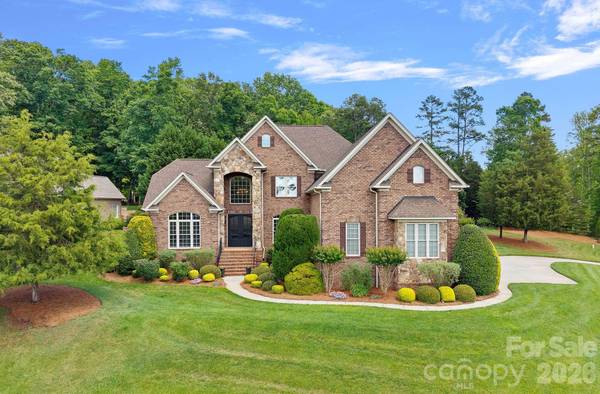 104 Timberside DR,  Davidson,  NC 28036