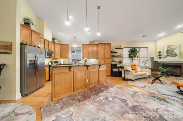 3 Holland Mountain VW, Asheville, NC 28804