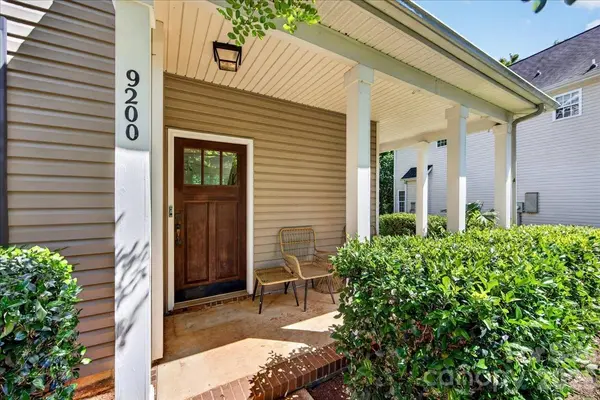 9200 Royal Highlands CT, Charlotte, NC 28277