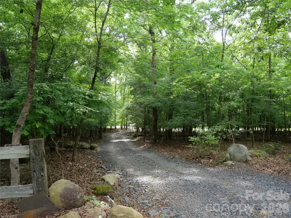 416 Lake Shore DR, Norwood, NC 28128