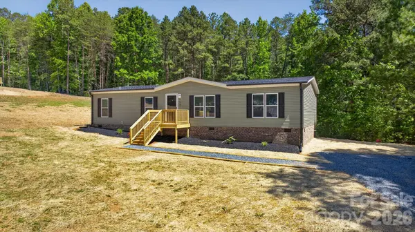 170 Harvick LN, Lexington, NC 27292