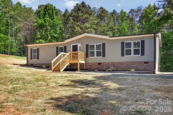 170 Harvick LN, Lexington, NC 27292