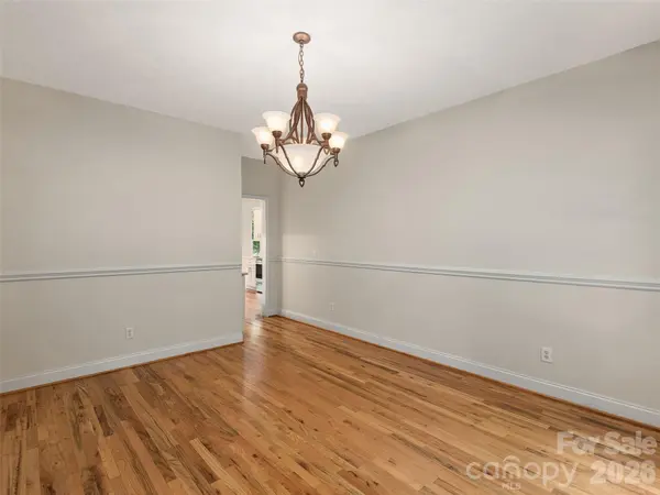 48 Smokemont DR, Arden, NC 28704