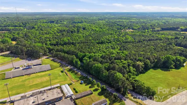 00000 Hilltop DR, Chester, SC 29706