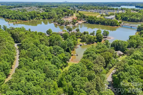 0 Catawba Cove DR, Belmont, NC 28012