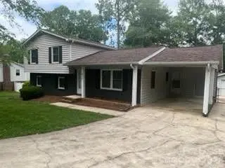 2108 Deepwood CT, Gastonia, NC 28054