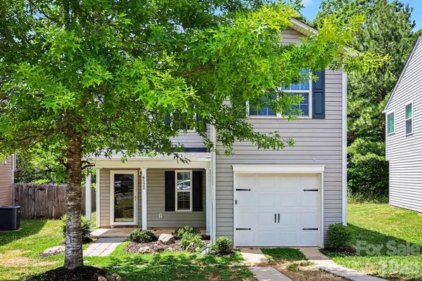 6532 Pennacook DR, Charlotte, NC 28214