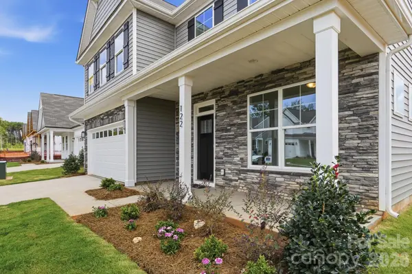 124 Swing LN, Troutman, NC 28166