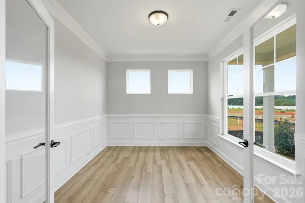 124 Swing LN, Troutman, NC 28166